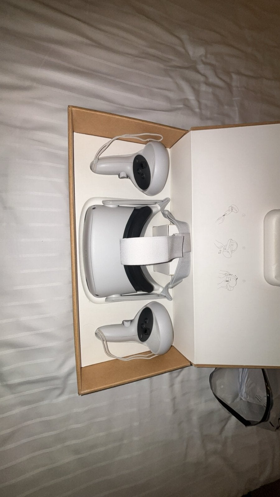 Meta Quest 2 VR-bril + 2 controllers + originele doos, Enlèvement, Comme neuf, Lunettes VR