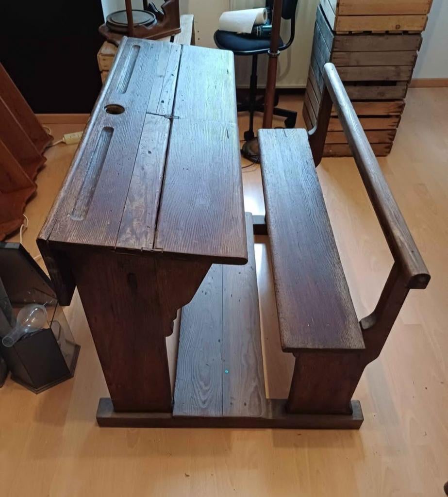 Pupitre d’écolier ancien en bois massif avec banc intégré, Enlèvement