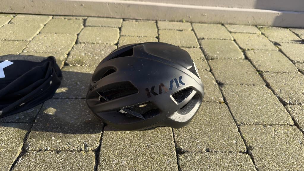 Kask Helm fiets maat L, Fietsen en Brommers, Ophalen, L