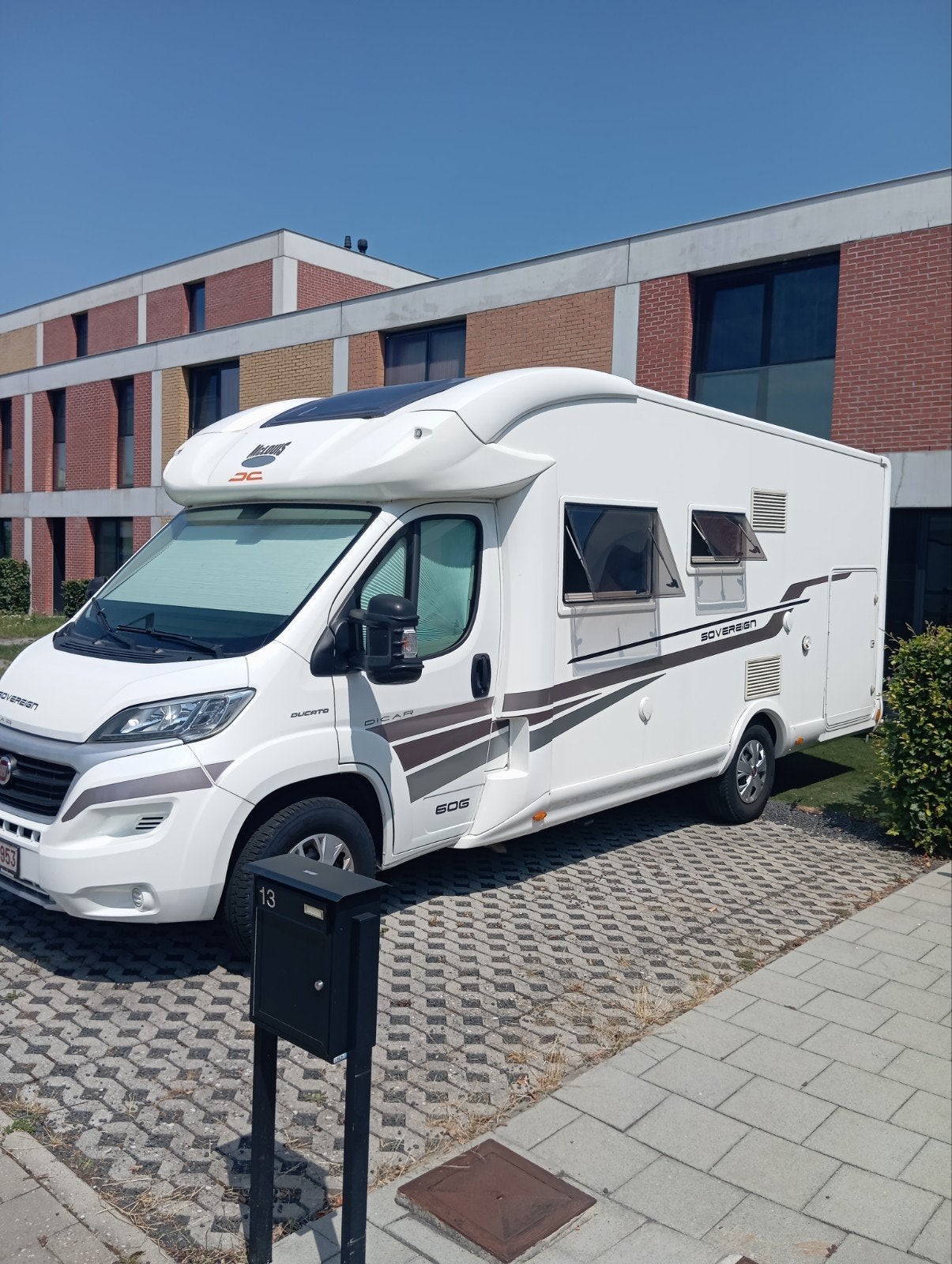 Te koop heel mooie en degelijke camper, Particulier, Télévision