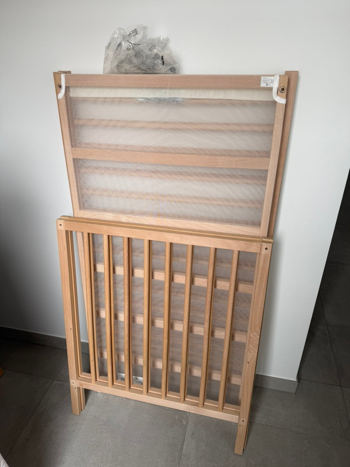 Ikea babybed, kussen en dons + aerosleep matras & beschermer, Kinderen en Baby's, Ophalen, Gebruikt