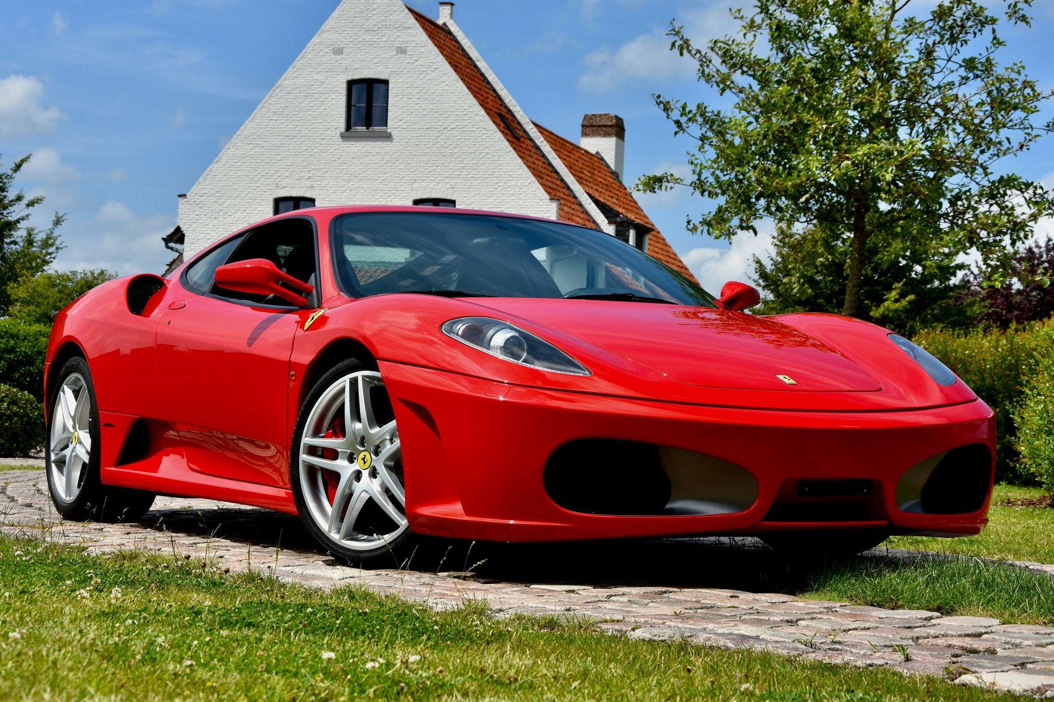 Ferrari F430 4.3i V8 32v F1 *CARBON SEATS* CARBON BRAKES* CO, Rouge, Achat, 4308 cm³, https://public.car-pass.be/vhr/06a856a9-89af-460c-b47d-f0d731bdb76b