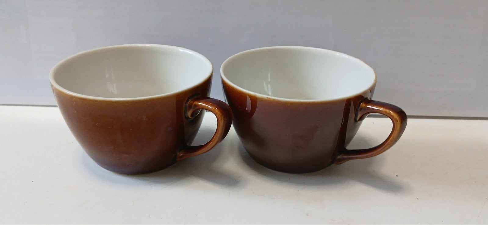 2 tassen Villeroy Boch, made in Luxembourg., Huis en Inrichting, Keuken | Servies, Ophalen of Verzenden