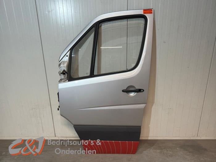 Portière 2portes gauche d'un Mercedes Sprinter (9744), 3 mois de garantie, Utilisé, Porte, -