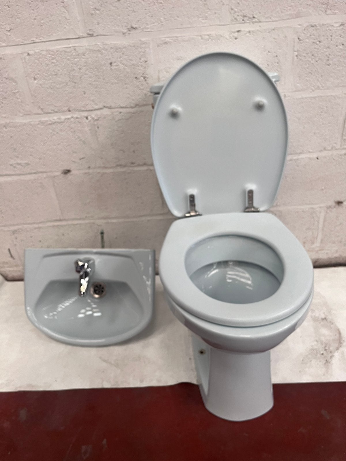 Ensemble WC + Lave-mains vintage – Villeroy & Boch, Bricolage & Construction, Sanitaire, Enlèvement