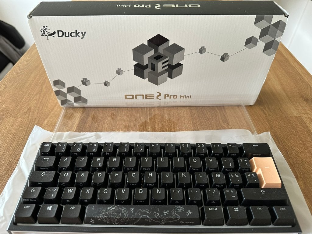 Ducky One 2 Pro Mini RGB, Informatique & Logiciels, Claviers, Azerty, Comme neuf, Enlèvement, Ducky