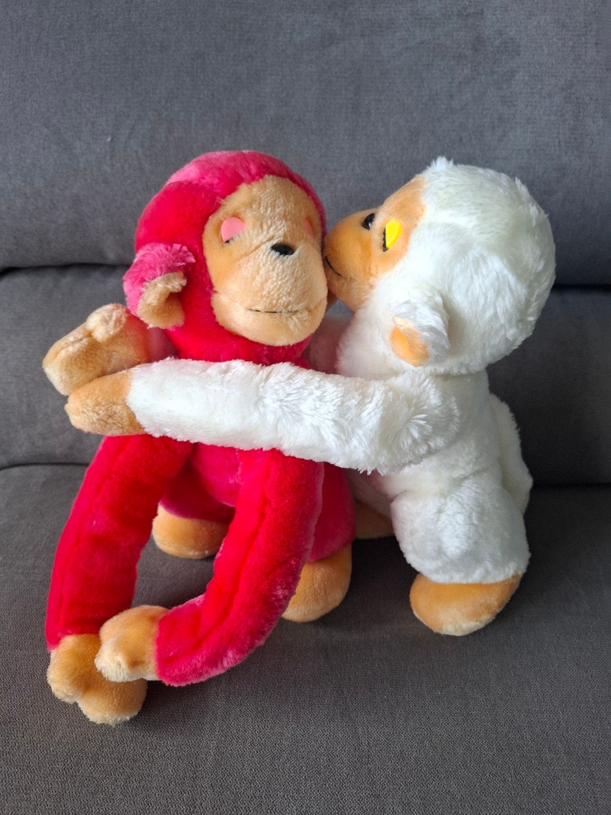Peluches de singes enlacées de la marque vintage Giftoys, Enlèvement ou Envoi