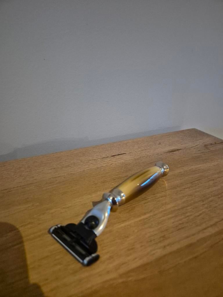 Mühle scheermes nieuw, Ophalen