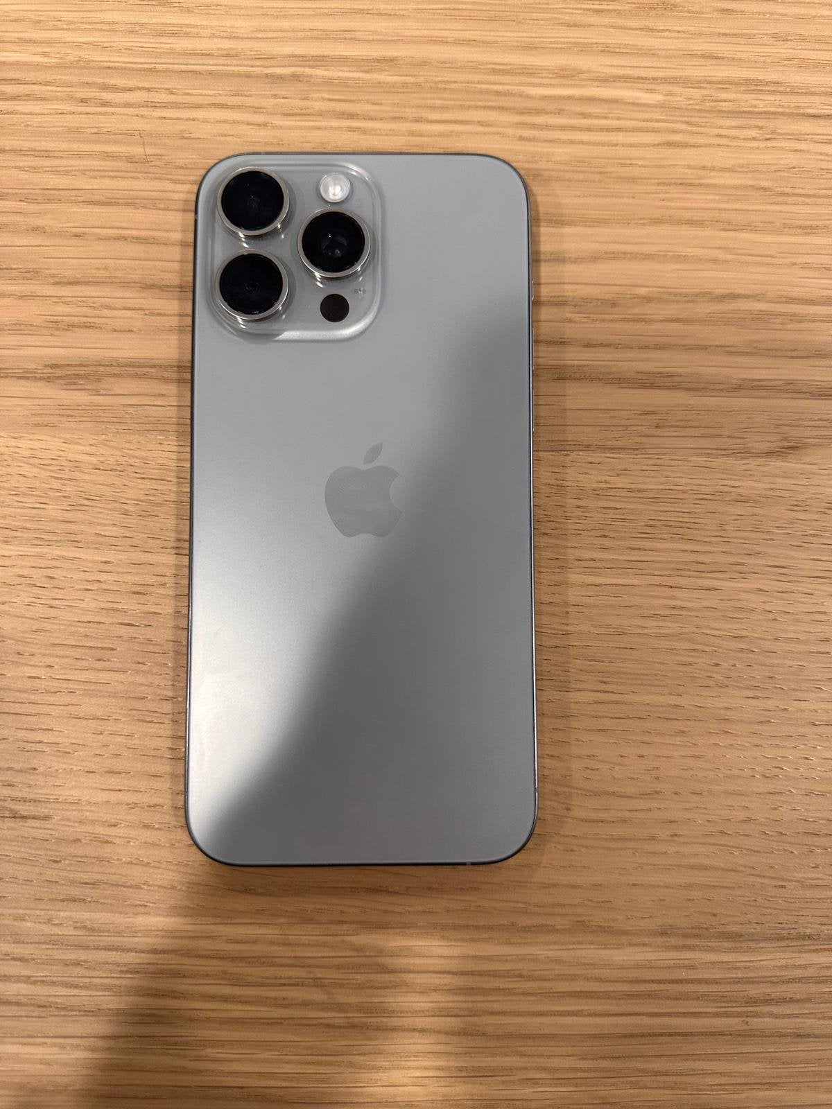 Iphone 15 pro max te koop, Télécoms, 256 GB, IPhone 15 Pro Max, Comme neuf, Enlèvement