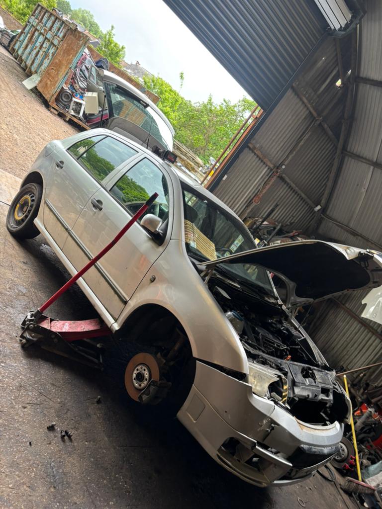 Toutes pieces fabia VRS, Enlèvement, Skoda