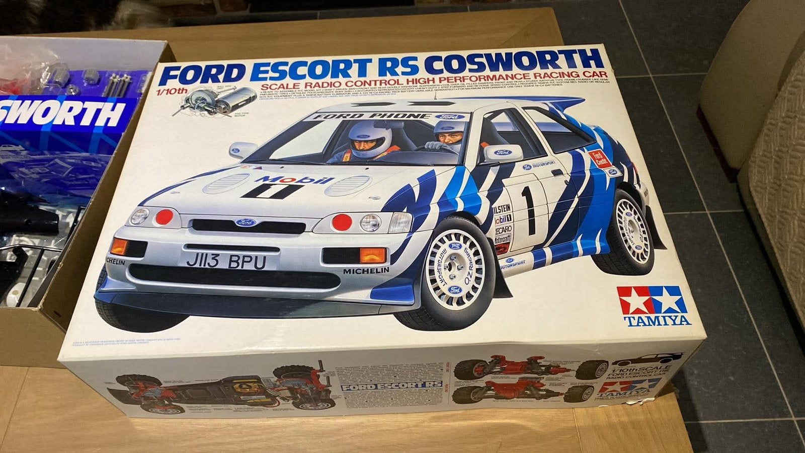 Tamiya Ford Escort Cosworth Bastos 1/10, Neuf, Échelle 1:10, Enlèvement ou Envoi, Voiture on road