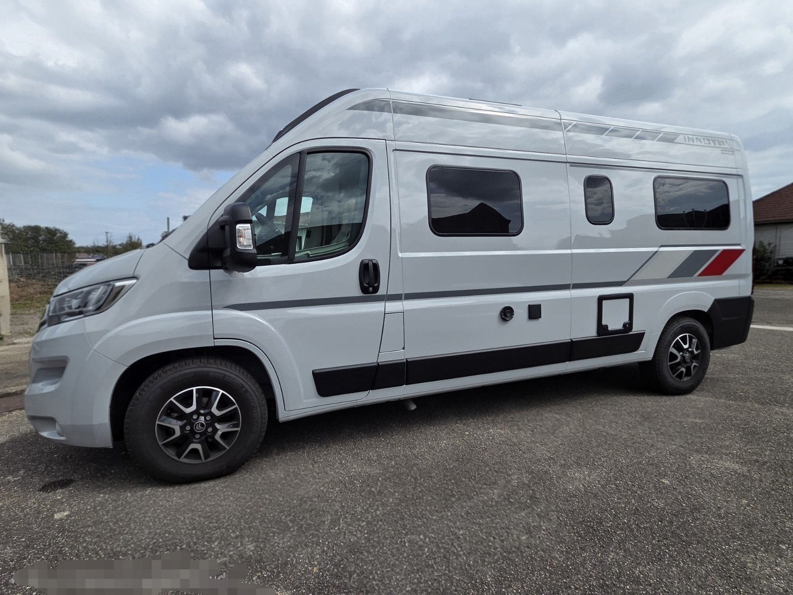 LMC Camper innovan 600 Citroën, Buscamper of Camperbus, Ringverwarming, Tot en met 3, Particulier