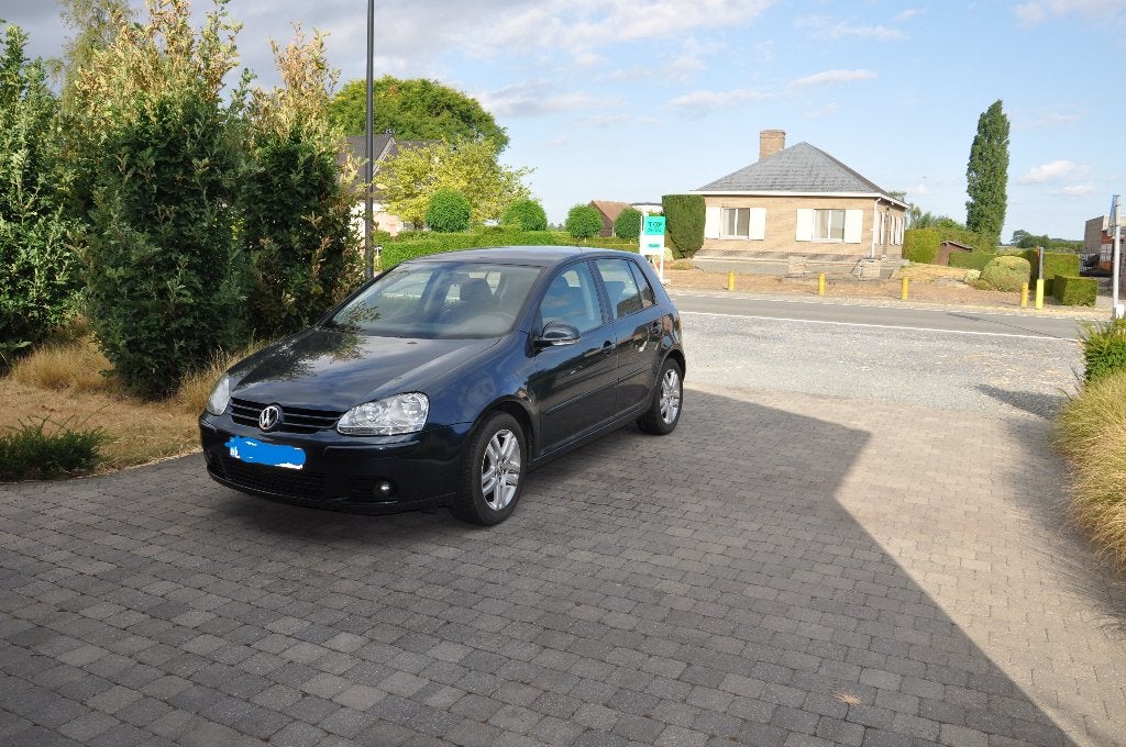 golf5 1900 diesel met winterwielen bij, trekhaak, Auto's, Voorwielaandrijving, Stof, Zwart, 4 cilinders