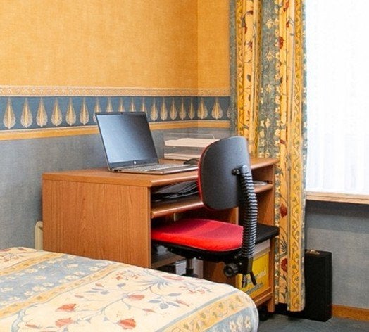 Bureau + bureaustoel te koop, Autres marques, Bureau d'ordinateur, 110 cm, 50 cm