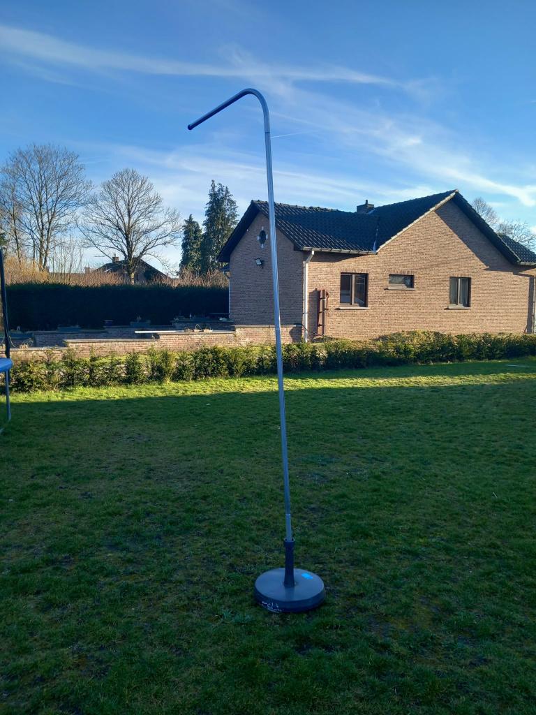 Vlaggenmast met voet voor banner, Ophalen, Gebruikt