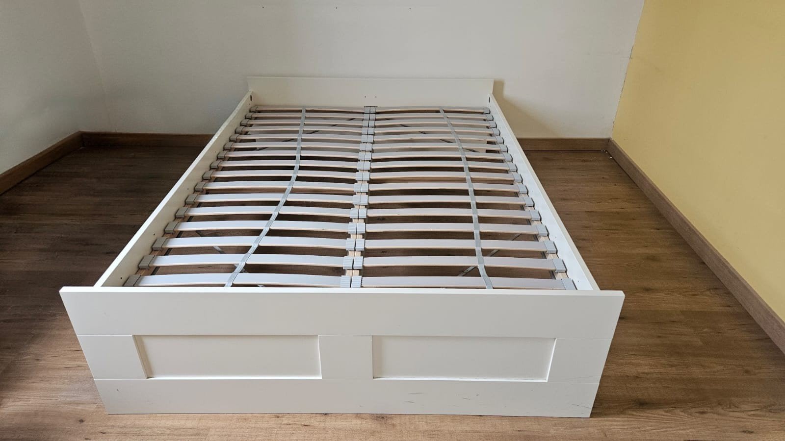 2 persoonsbed 140x200, Ophalen, Wit