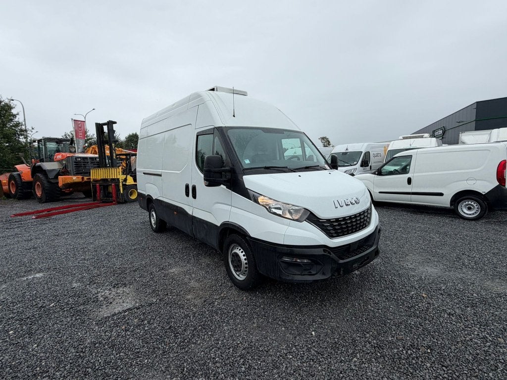 Réfrigérateur Iveco Daily (Numéro de stock 90371), Autos, Camionnettes & Utilitaires, Euro 6, Entreprise, Diesel, 2287 cm³