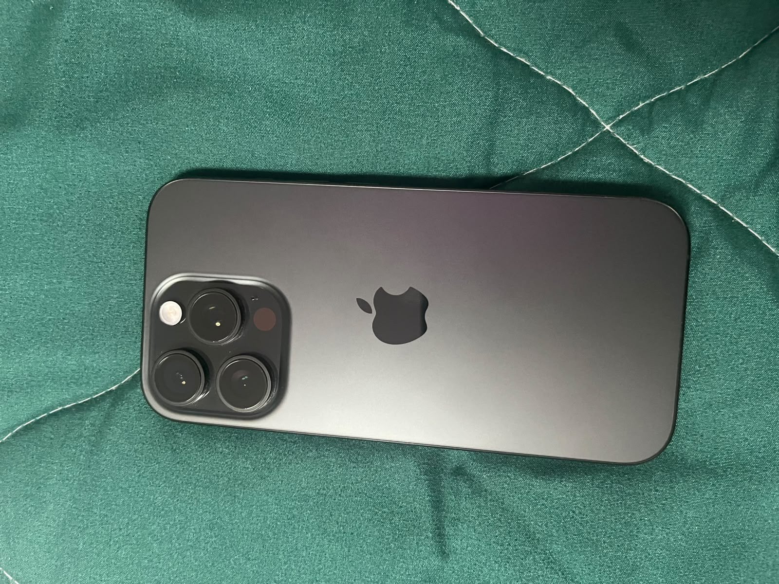 Iphone 16 pro 128.  Batterie 100%, Télécoms, Enlèvement ou Envoi, Comme neuf, IPhone 16 Pro