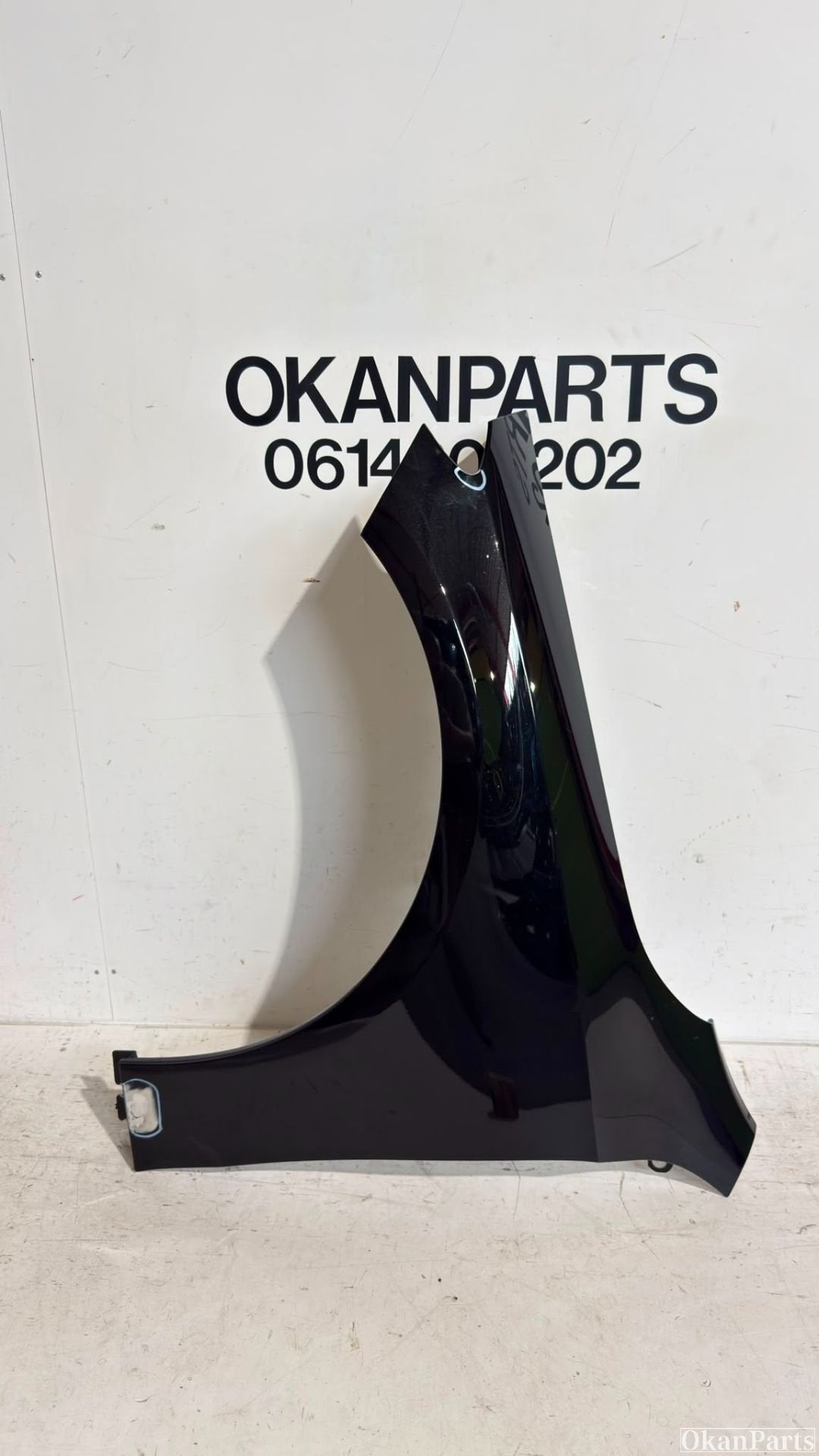 Mercedes-Benz CLA C174 aile avant gauche, Info@fabrikant.eu, Fabrikant BV, Fabrikantstraat 1
1000 AA  Amsterdam, NL, Utilisé