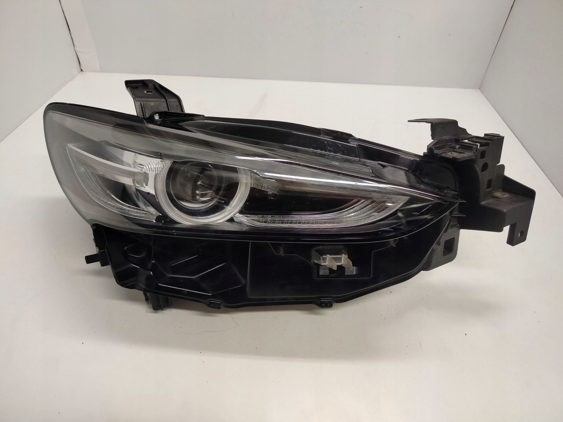 Phare relevable Mazda 6 III GL GRF5-51030, Shinchi, Fuchu-Cho 3-1
730-8670  Hiroshima, Mazda Motor Corporation, Info@mazda.co.jp