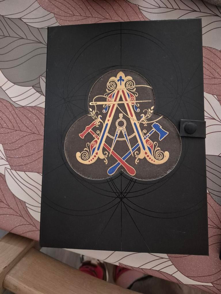 Coffret tomorrowland, Collections, Musique, Artistes & Célébrités, Enlèvement