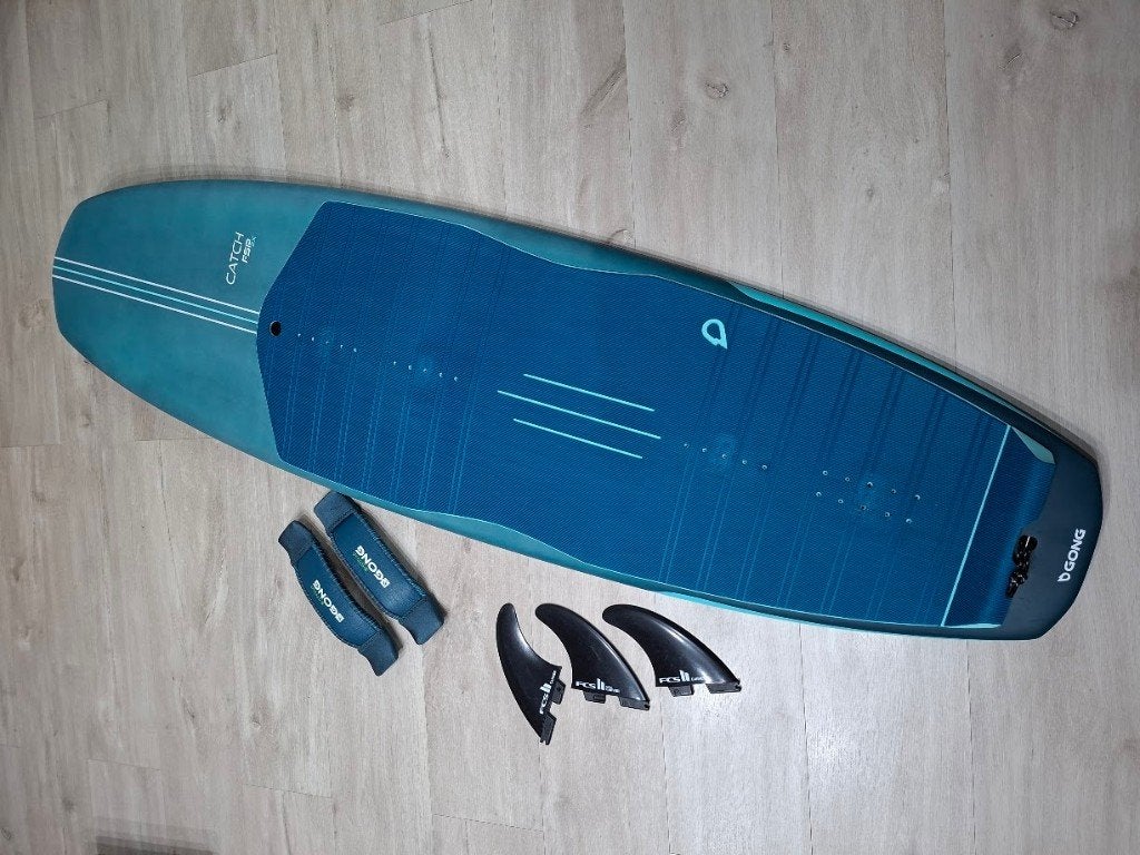 KITEBOARD CATCH 5.3 24 LITRES ETAT NEUF !!!!, Directionnel, Enlèvement ou Envoi, Neuf, Planche de kite