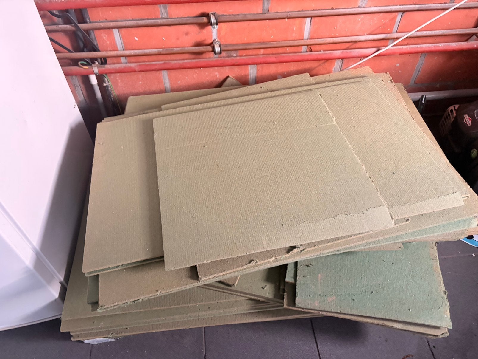 Sous le sol pour un laminage à clic gratuit, Enlèvement, Comme neuf, Aggloméré