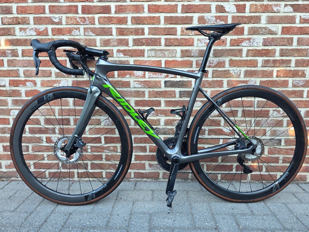Ridley Fenix Disc carbon & Merckx Mourinx 69 Carbon Disc, Ophalen, Zo goed als nieuw, Carbon