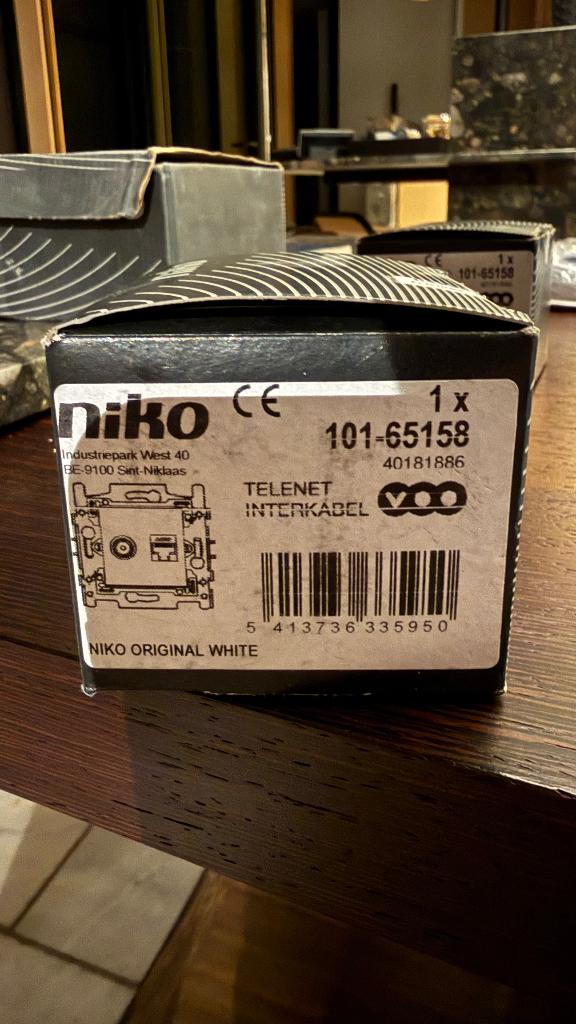 inbouw stopcontact voor telenet interkabel NIKO, Doe-het-zelf en Bouw, Ophalen, Nieuw, Stopcontact