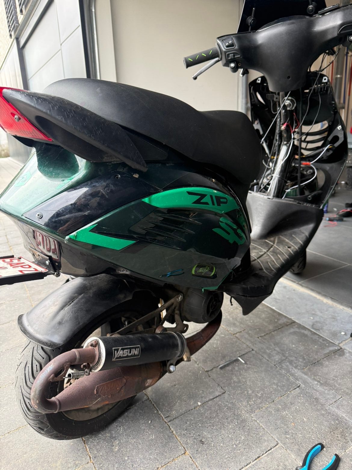 Piaggio zip 2takt a klasse, Fietsen en Brommers, Ophalen, Tweetakt, Gebruikt, Klasse A (25 km/u)