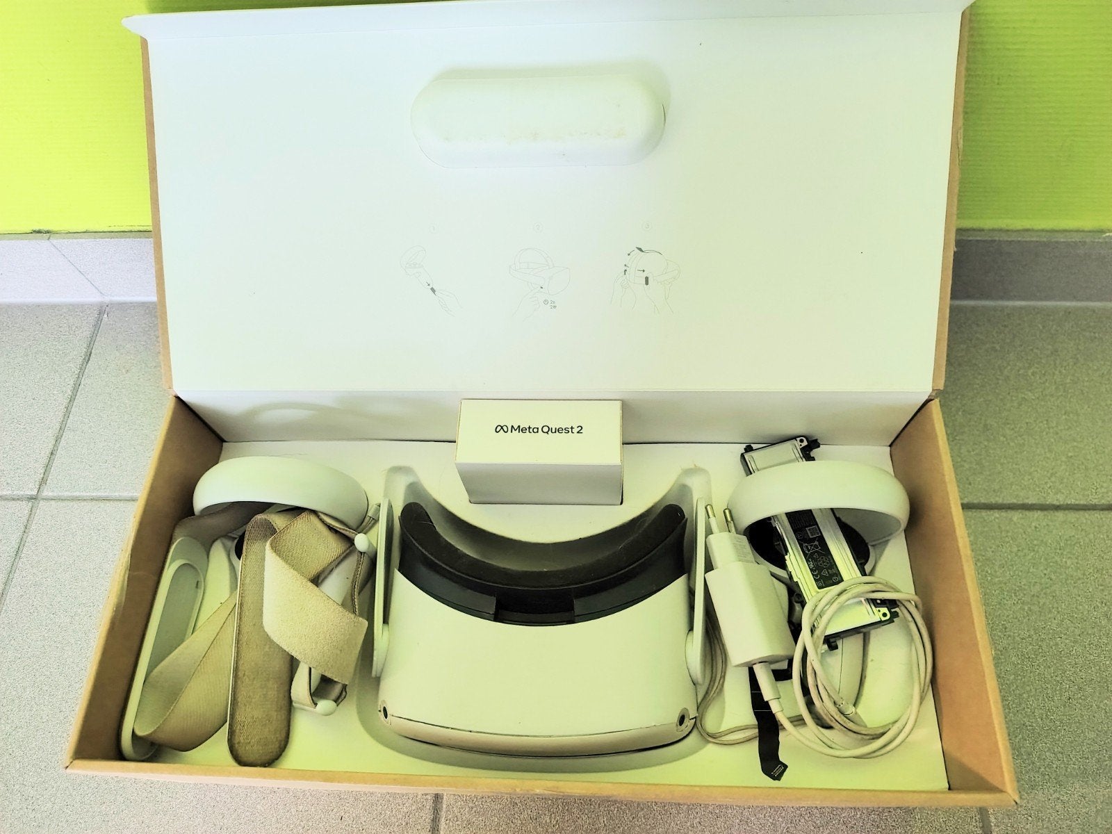 VR bril Meta quest 2, Games en Spelcomputers, Virtual Reality, Ophalen of Verzenden, VR-bril