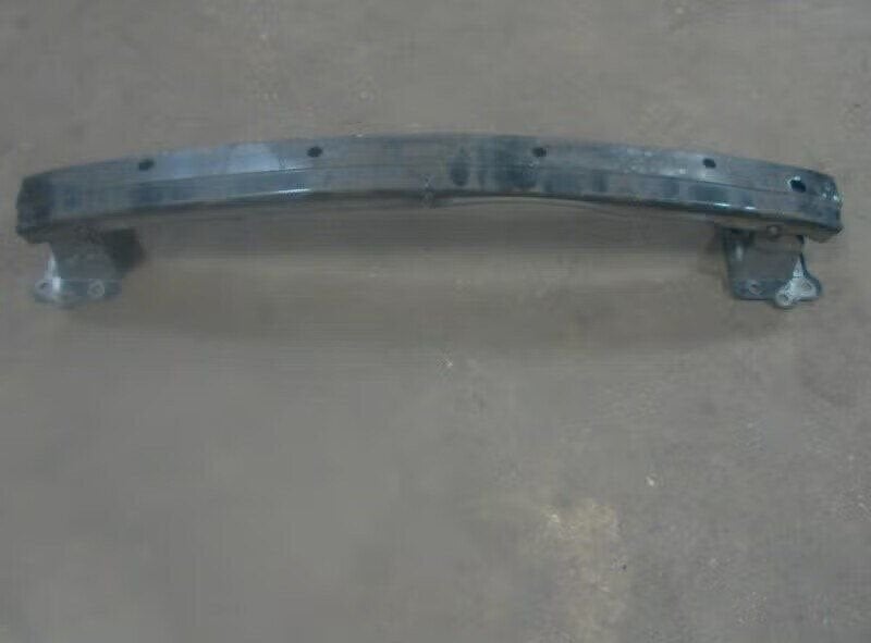 BUMPERBALK VOOR Opel Tigra Twin Top (01-2004/12-2010), Bahnhofsplatz 65423 Rüsselsheim am Main, DE, Gebruikt, Opel, Opel Automobile GmbH