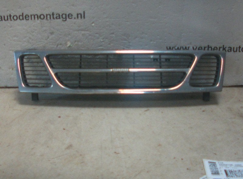 GRILLE Saab 900 II (YS3D) (01-1993/02-1998), Auto-onderdelen, Saab-de-info@saabgroup.com, Saab Deutschland GmbH, Saab, Gebruikt