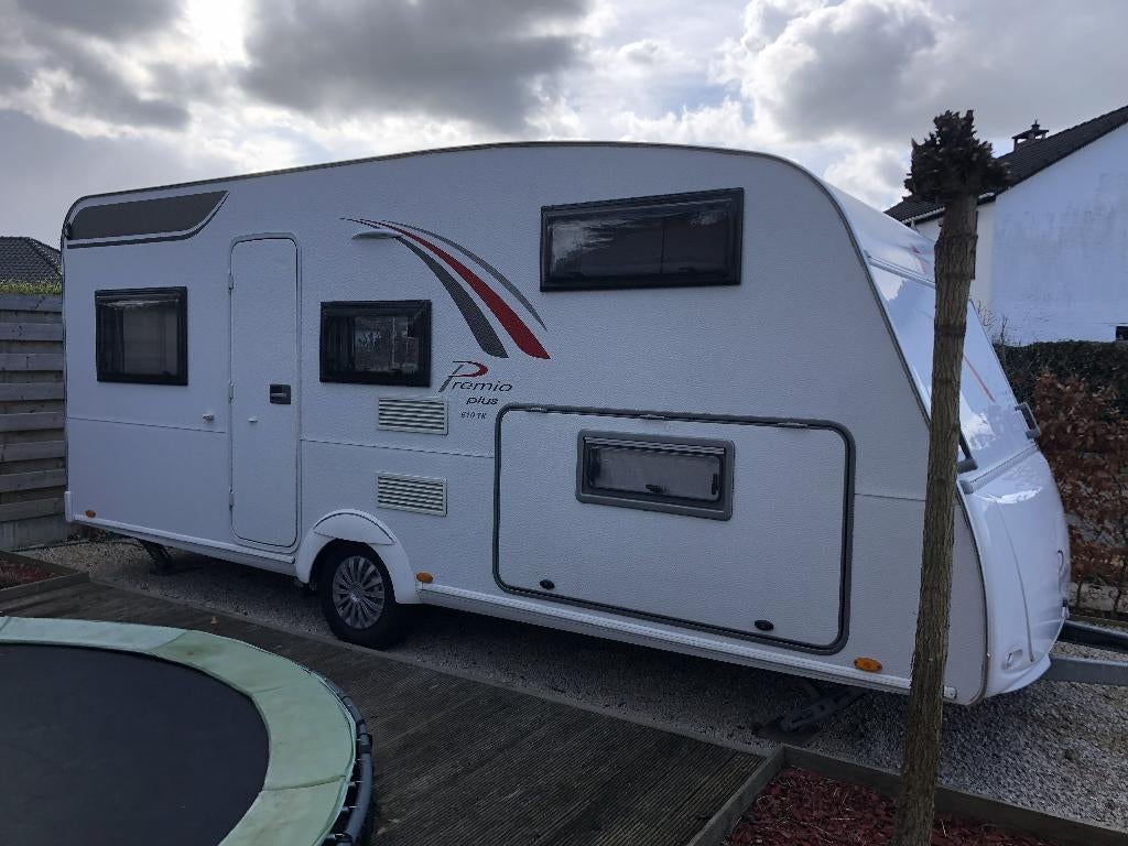 Bürstner Premio Plus 510 TK, Caravans en Kamperen, Rondzit, Hefbed, Particulier, Bürstner