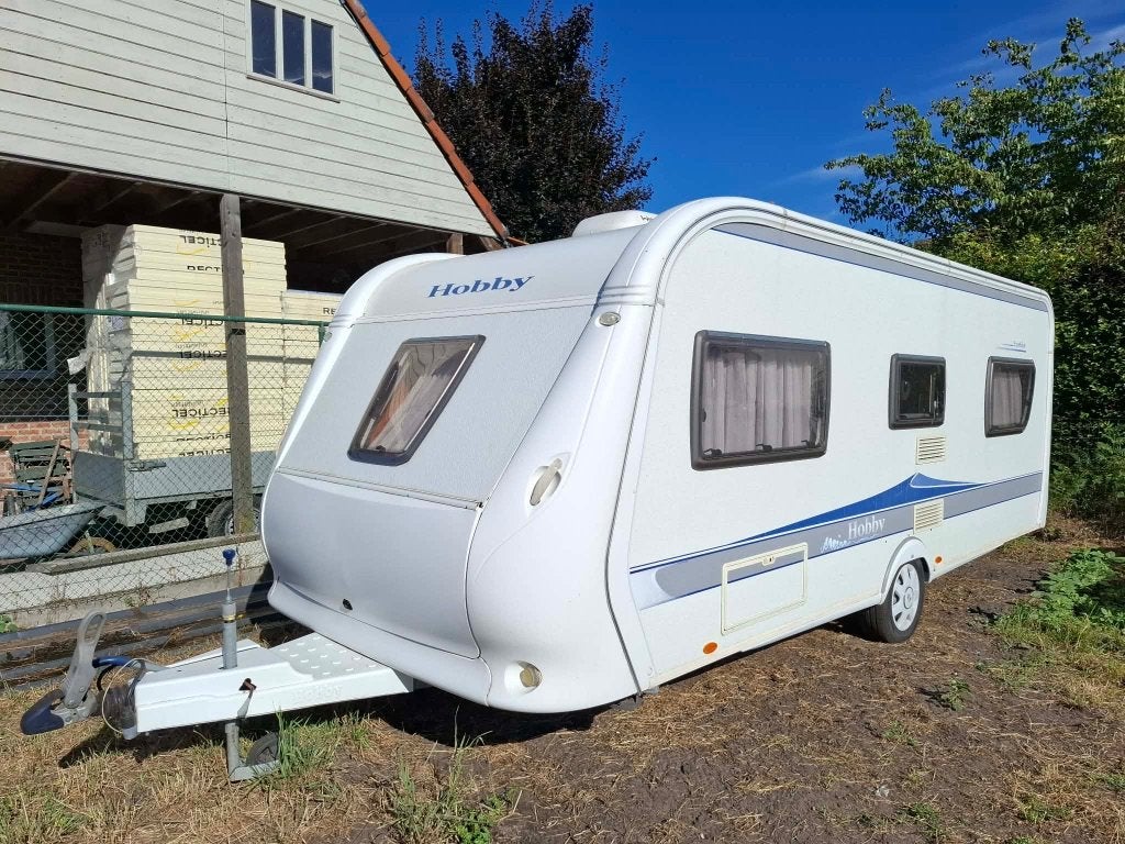 caravan hobby 560 UFE EXCELSIOR, Omvormbare zithoek, Rondzit, Hobby, 7 tot 8 meter