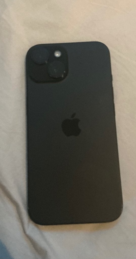 iPhone à vendre, Télécoms, 83 %, 128 GB, IPhone 15, Comme neuf