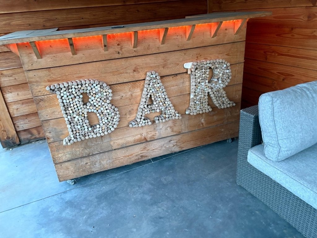 Houten bar, Ophalen, Gebruikt