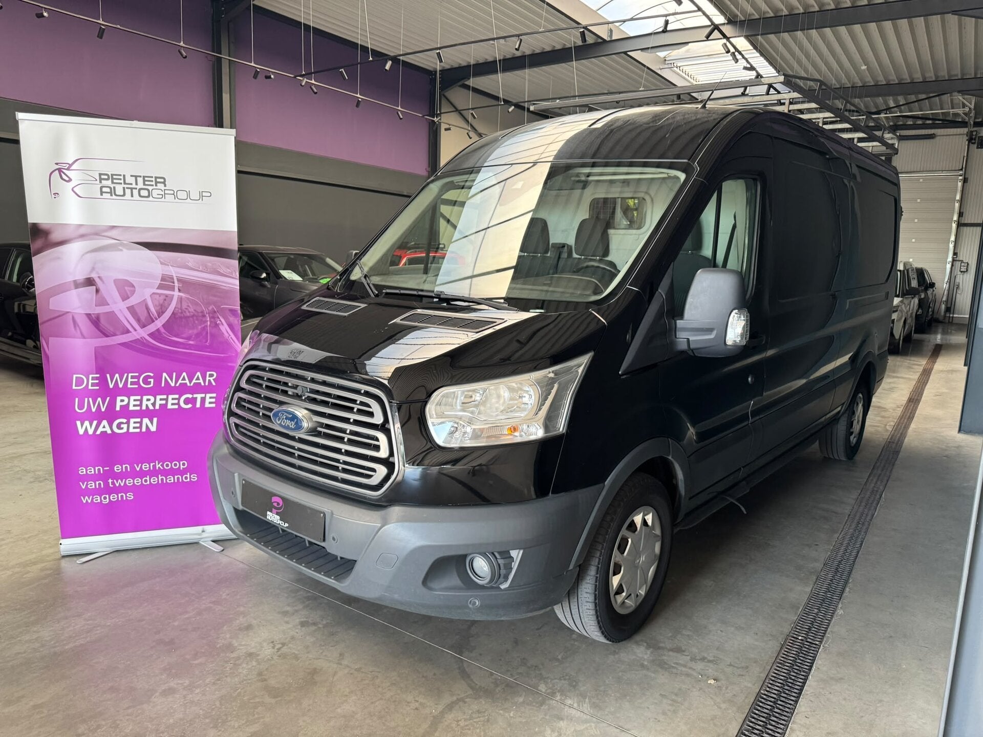 Ford Transit 2.2TDCi L3H2 GPS Camera Trekhaak BTW incl., Auto's, Euro 5, Zwart, 0 kg, Zwart