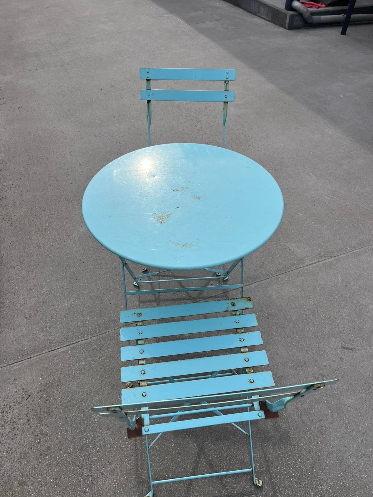Table avec deux chaises métallique, Jardin & Terrasse, Enlèvement, Comme neuf