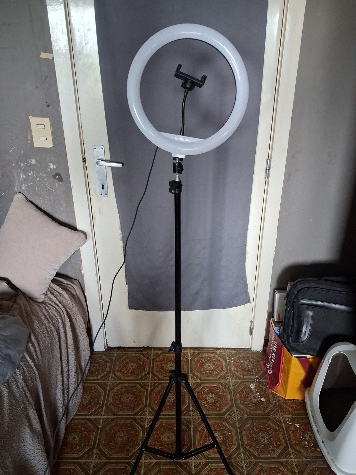 Tik tok lamp, Ophalen