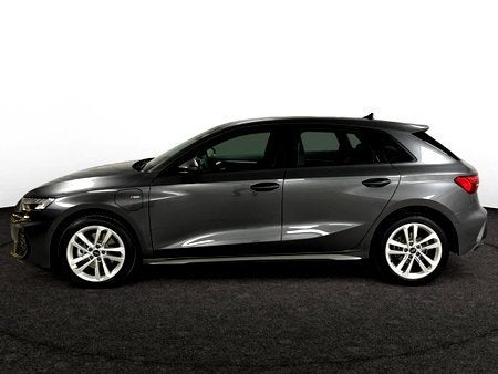 Audi A3 Sportback PHEV 40 TFSI e S line S tronic (150 kW), Autos, Audi, Argent ou Gris, Achat, Automatique, https://public.car-pass.be/vhr/fad84cb0-c4c2-4a2b-af70-bde3ad373b4e