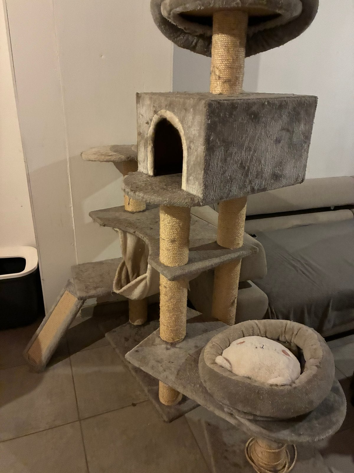 Arbre à chat a donner, Animaux & Accessoires, Enlèvement, Utilisé, Griffoir
