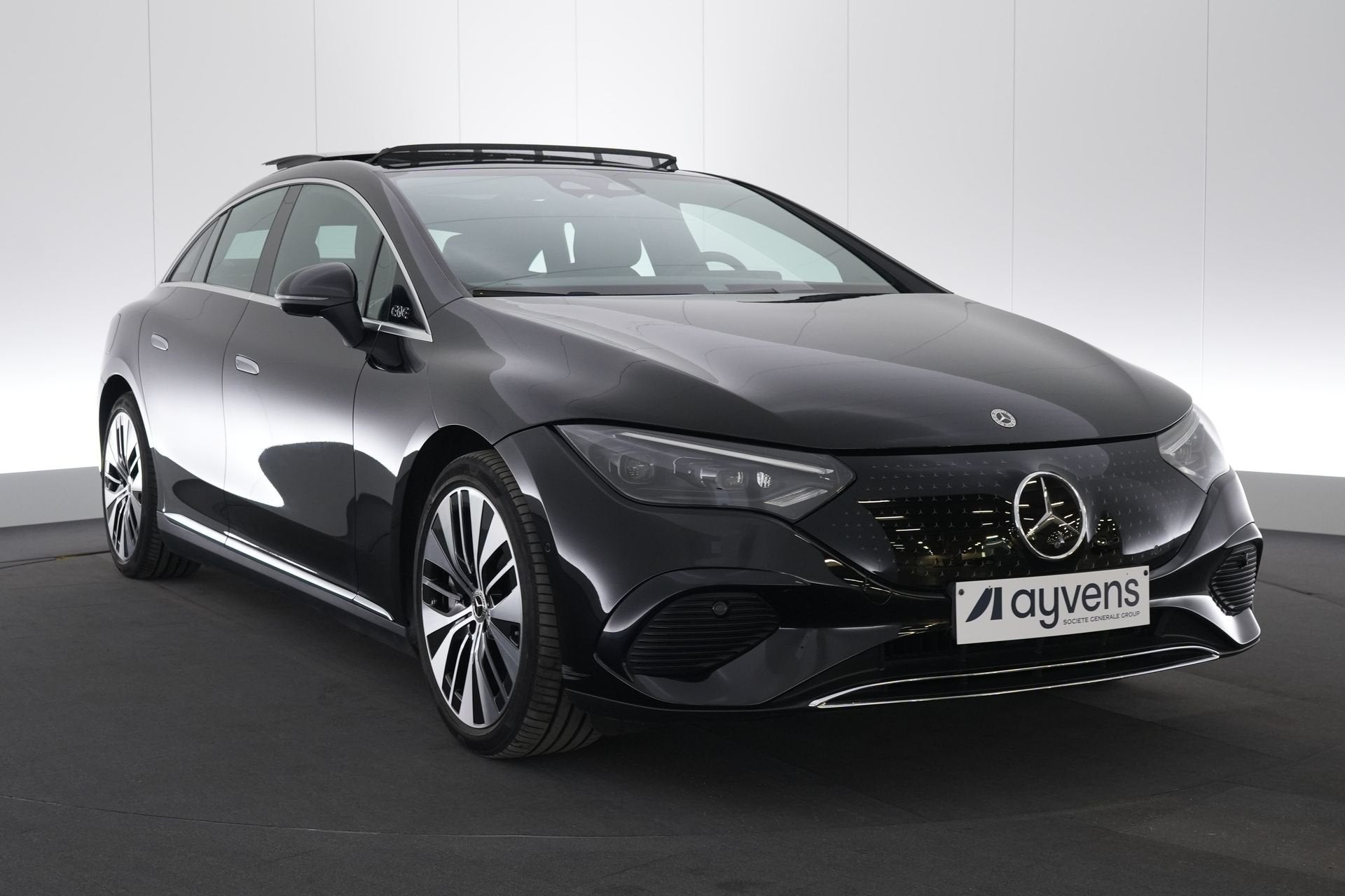 (2ERE668) MERCEDES-BENZ EQE, Achat, 4 portes, Carnet d'entretien, https://public.car-pass.be/vhr/cec01977-2fdf-4963-86a4-cf246d59d7e6