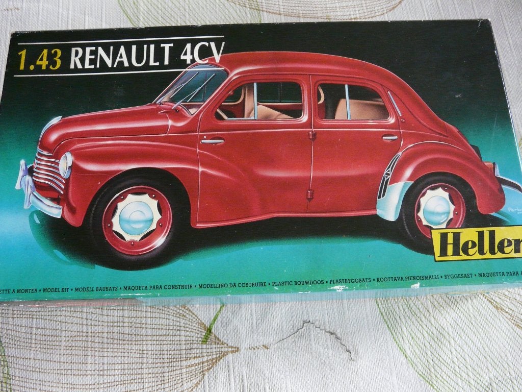 RENAULT 4 CV HELLER 1/43, 1:50 of kleiner, Auto, Verzenden, Nieuw