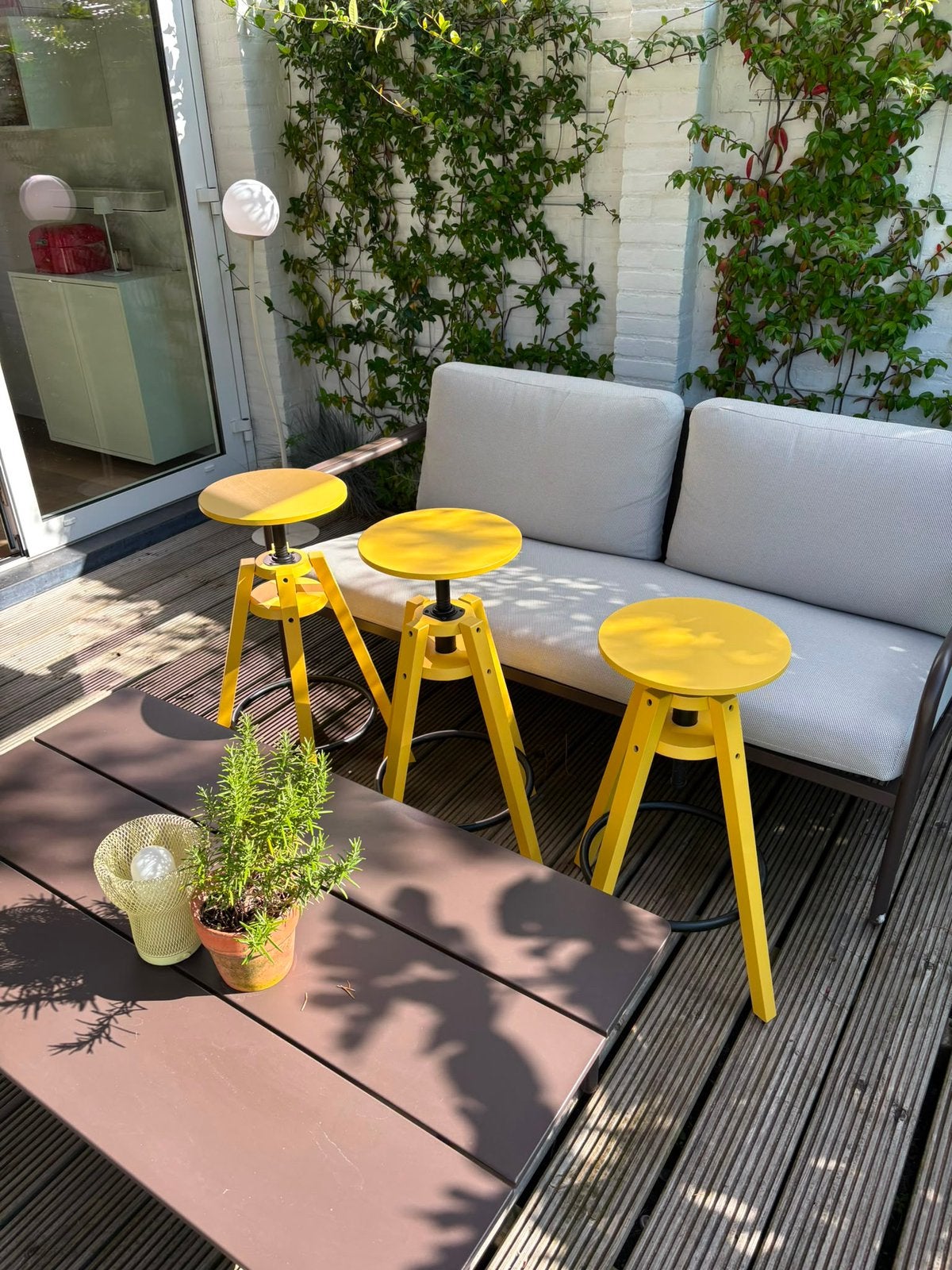 Ikea Dalfred barkrukken geel 3 stuks, Huis en Inrichting, Barkrukken, Ophalen, Nieuw, In hoogte verstelbaar, 3 krukken