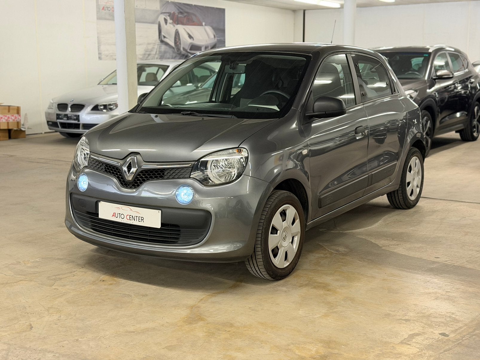 Renault Twingo 28 000 km 2016 Keuring+Garantie, Autos, Entreprise, Boîte manuelle, https://public.car-pass.be/vhr/46e6a602-cf62-4bd5-8569-d89d775f6959