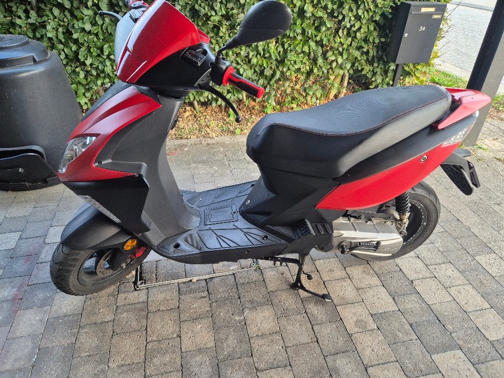 Keeway evo 2 takt b klasse, Fietsen en Brommers, Gebruikt, Benzine, Ophalen, Overige merken