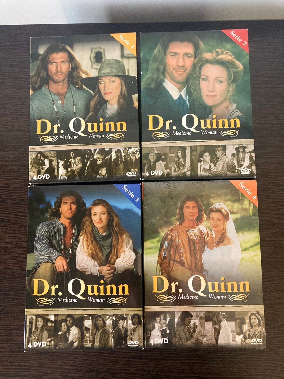 DVD serie Doctor Quinn Medicine Woman serie 1 tem 4, Série, Enlèvement ou Envoi, Anglais, Néerlandais