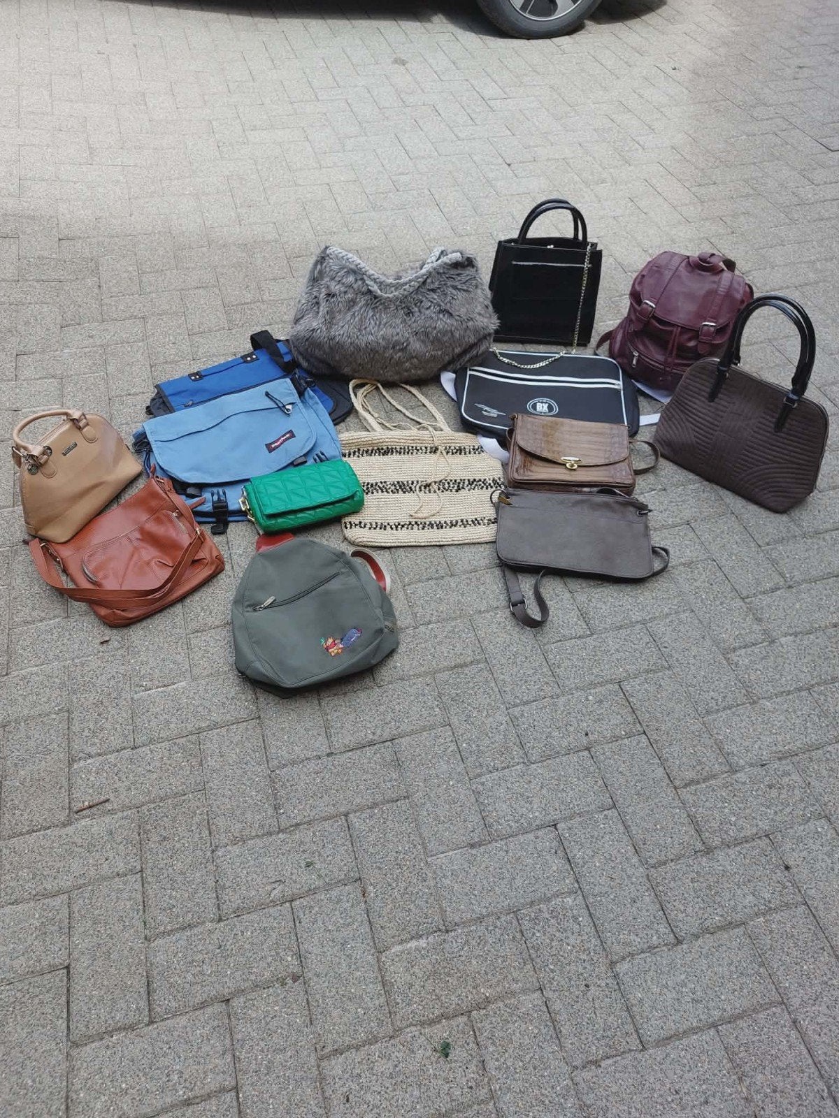 Lot van 14 handtassen en schoudertassen, Ophalen of Verzenden
