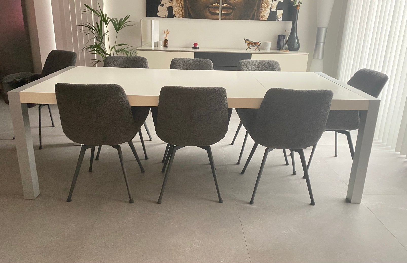 Tafel en dressoir, Ophalen, Gebruikt